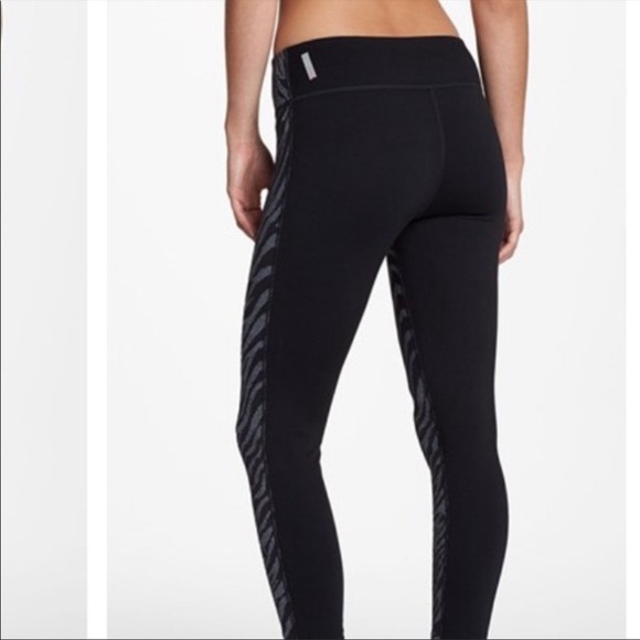 ZELLA Animal Print Legging Black Zebra Lounge yoga workout pant size medium - Picture 2 of 9